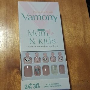 Vamony Mommy And Kids Press On Nails